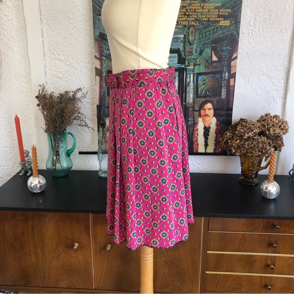 Vintage 1980’s Pink Paisley Pleat Mini Skirt Retro U.K. size 10 - Picture 2 of 6